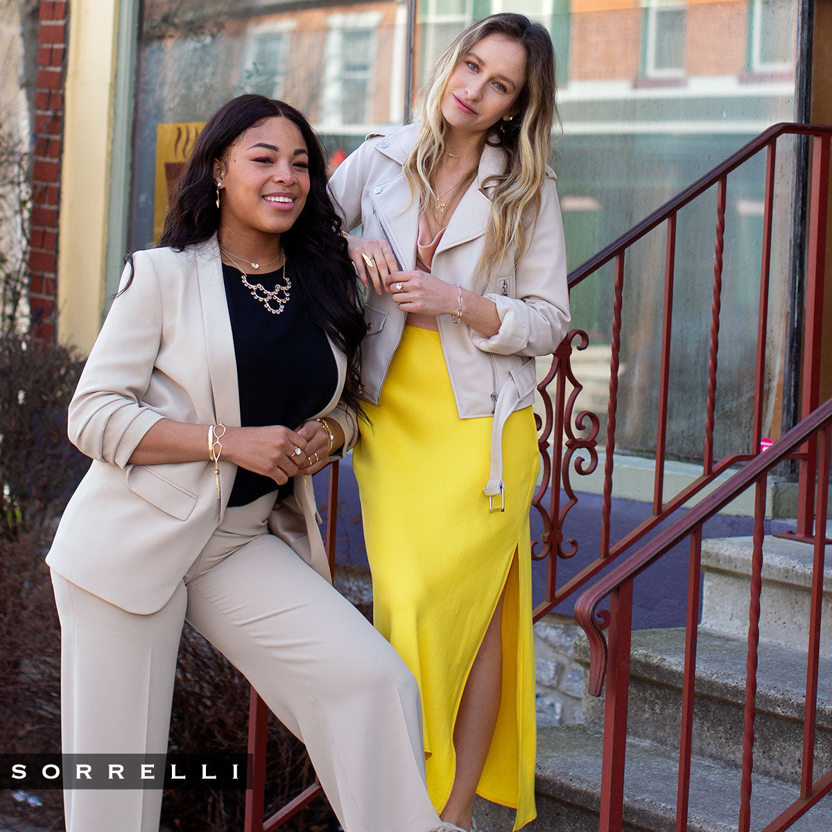 BDW22BGCRY Marketing image 1