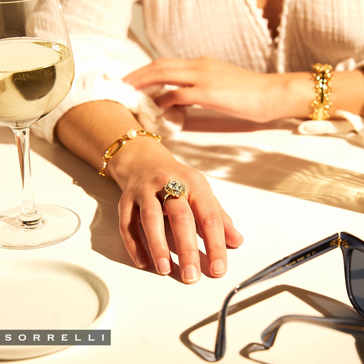 4RET2BGCRY Marketing image 4