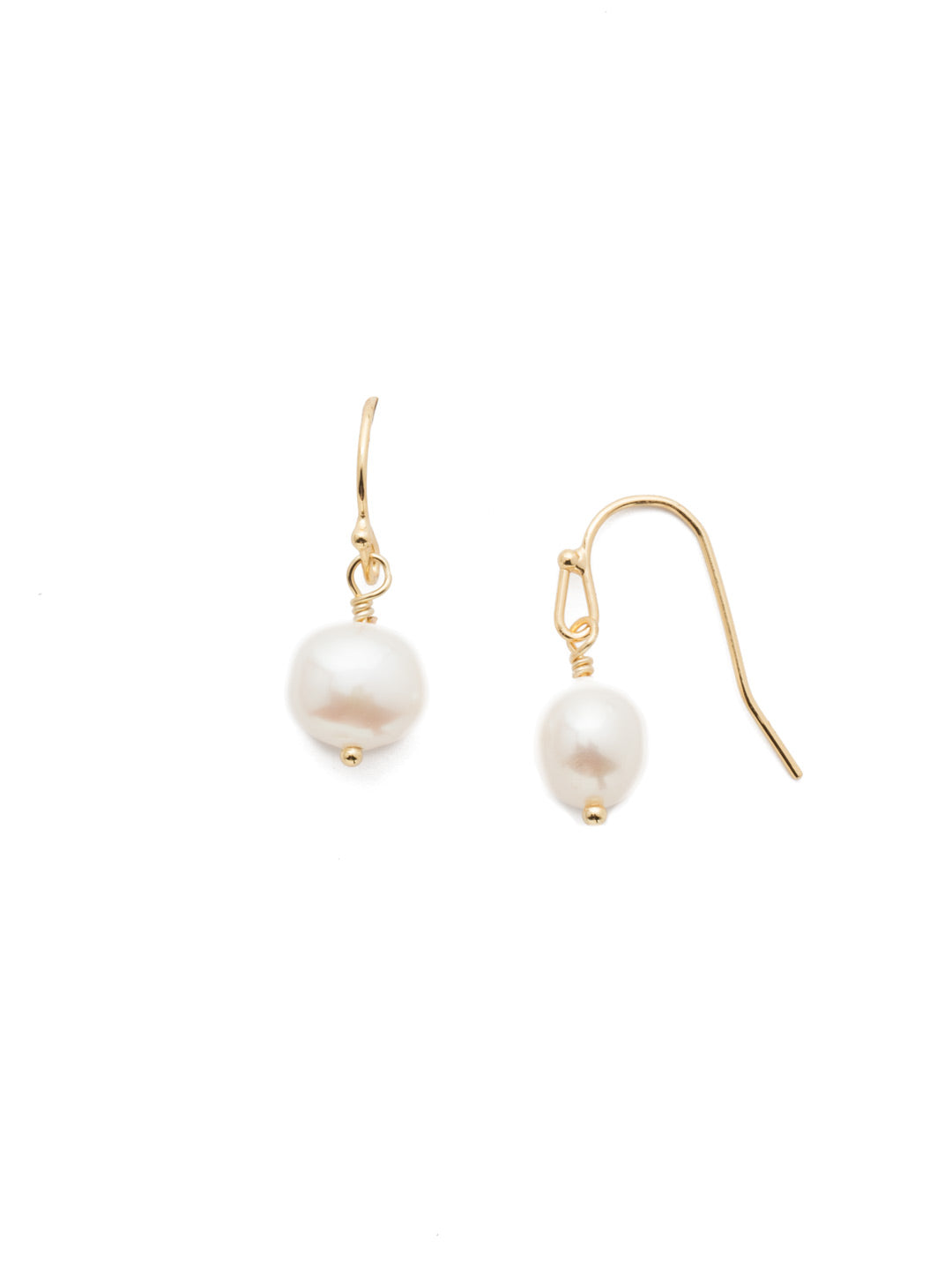 Tae Dangle Earring - 4EEP42BGMDP - <p>The Tae Dangle Earrings are the perfect wardrobe staple. A single modern freshwater pearl hangs delicately from a French wire to create a timeless piece. From Sorrelli's Modern Pearl collection in our Bright Gold-tone finish.</p>