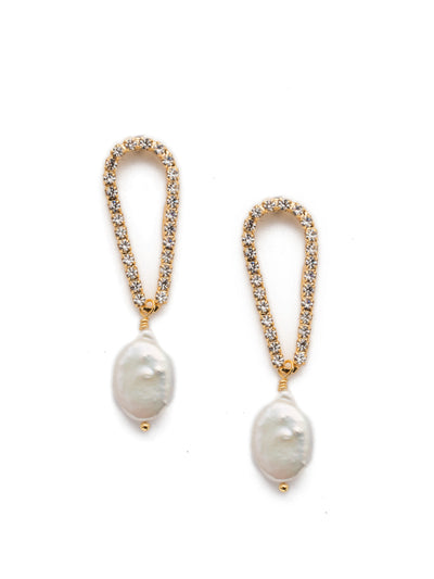 Arlo Dangle Earrings - 4EES3BGMDP - <p>We can just picture our Arlo Dangle Earrings on a red carpet. They're that special. Put on this pair of sparkling crystal-encrusted teardrops complete with a freshwater pearl. Perfection. From Sorrelli's Modern Pearl collection in our Bright Gold-tone finish.</p>