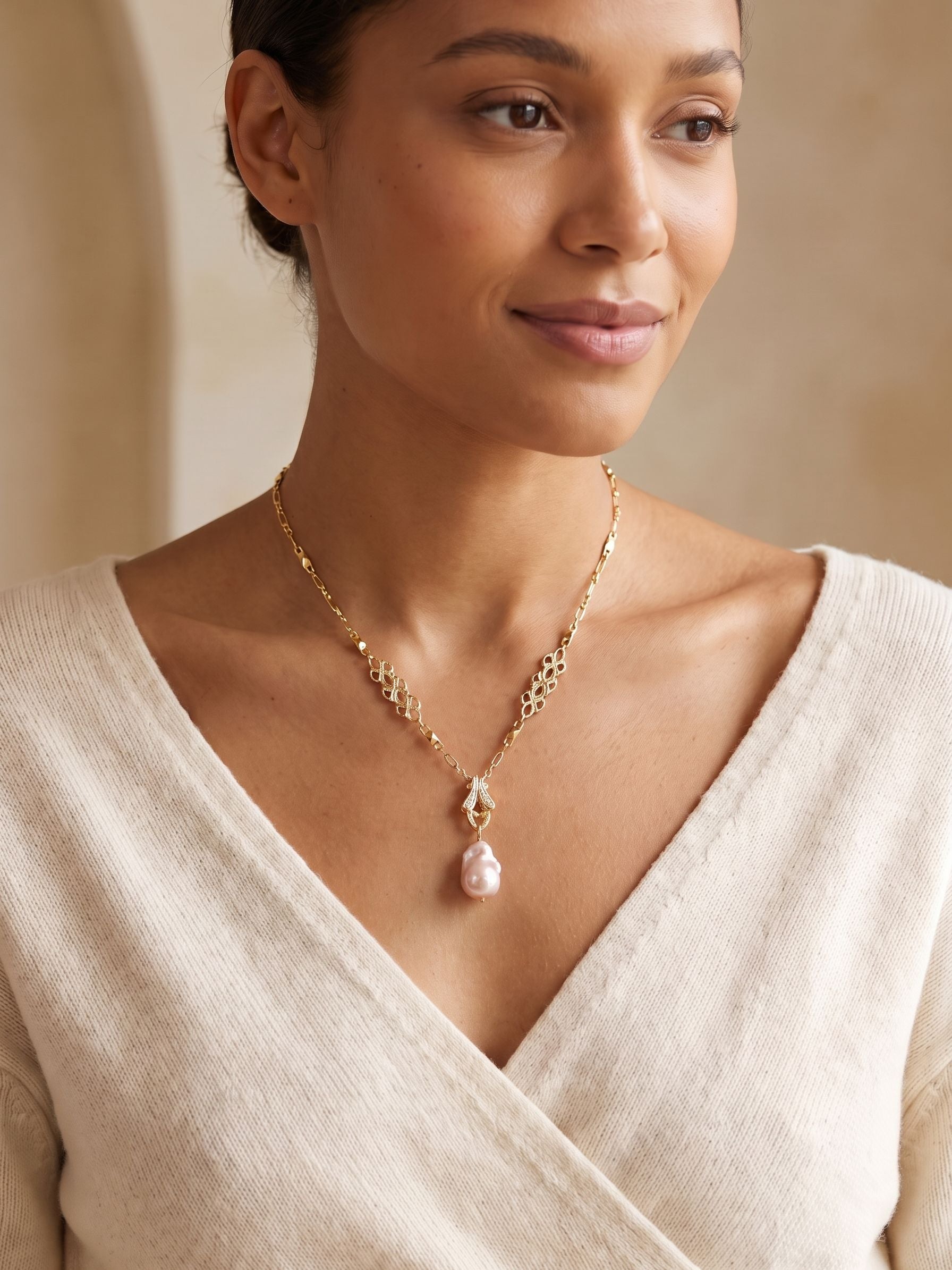 Aislin Pendant Necklace - 4NGK4BGMDP
