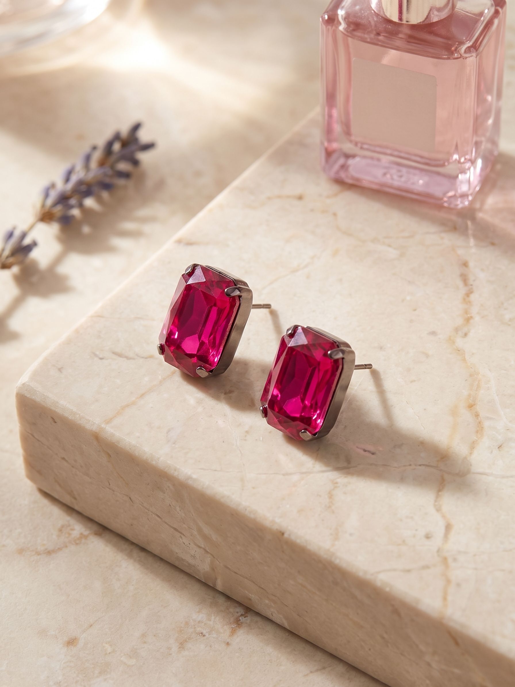 Brynn Stud Earrings - EBY44GMFU