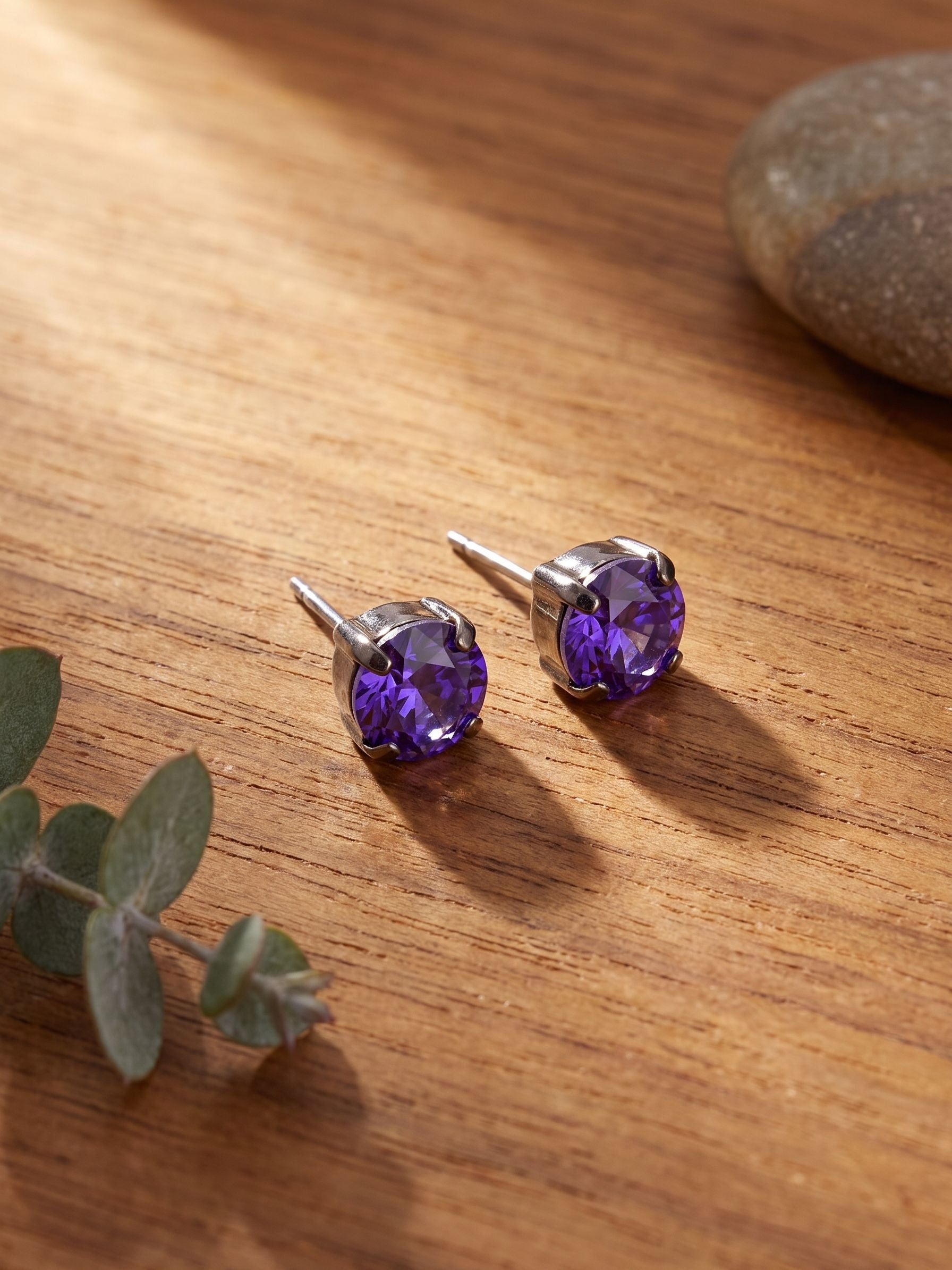 Simple Stud Earrings - EFC99GMBUD