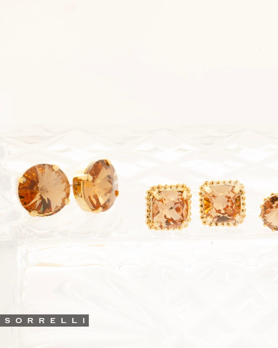 4EEZ17BGLC Marketing image 1