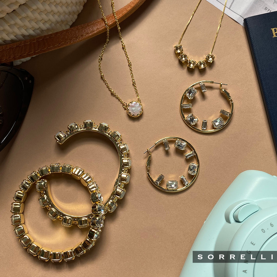 Gale Hoop Earring - 4EFC17BGCRY