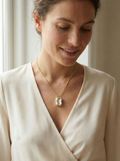 Viretta Pendant Necklace - NFZ16BGCRY