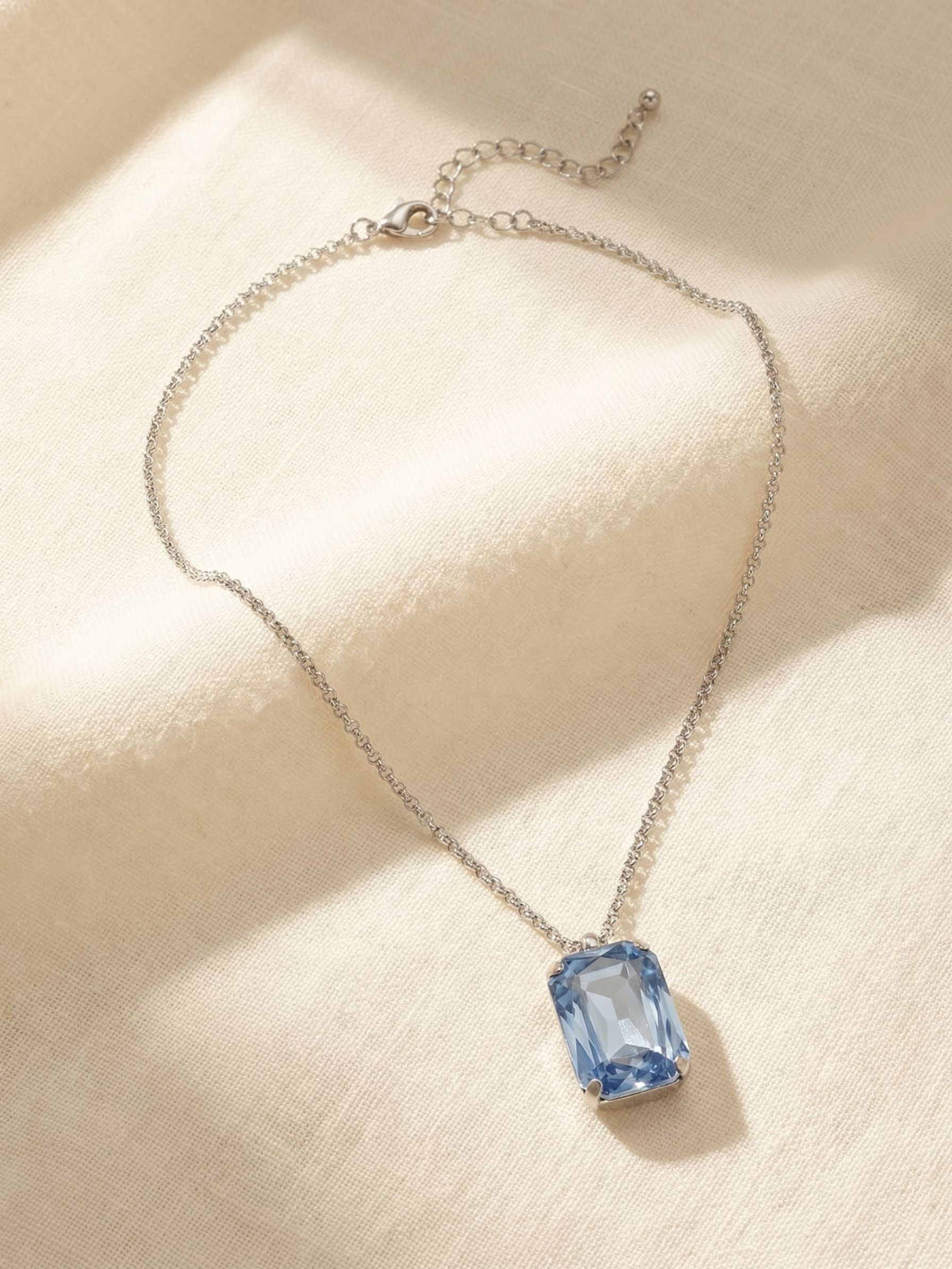 Viretta Pendant Necklace - NFZ16PDLTS