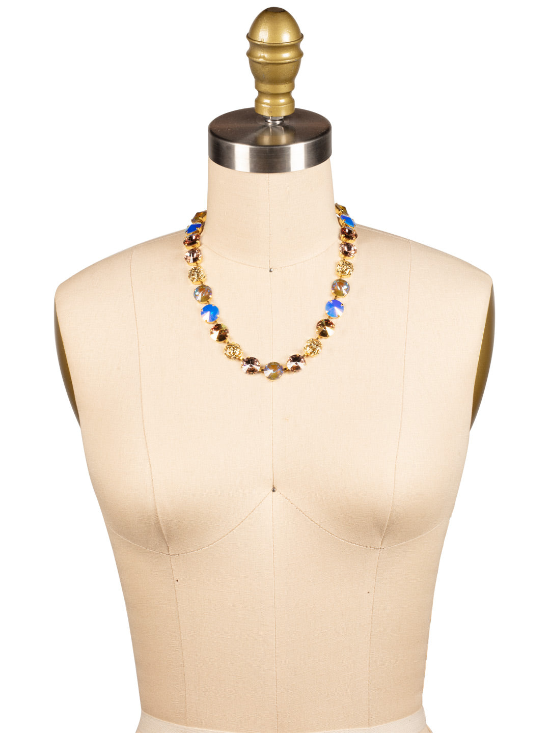 NFZ18BGCHA Bust image