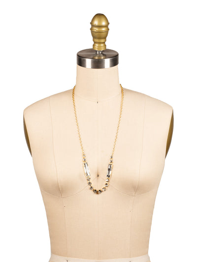 NFZ5BGCRY Bust image