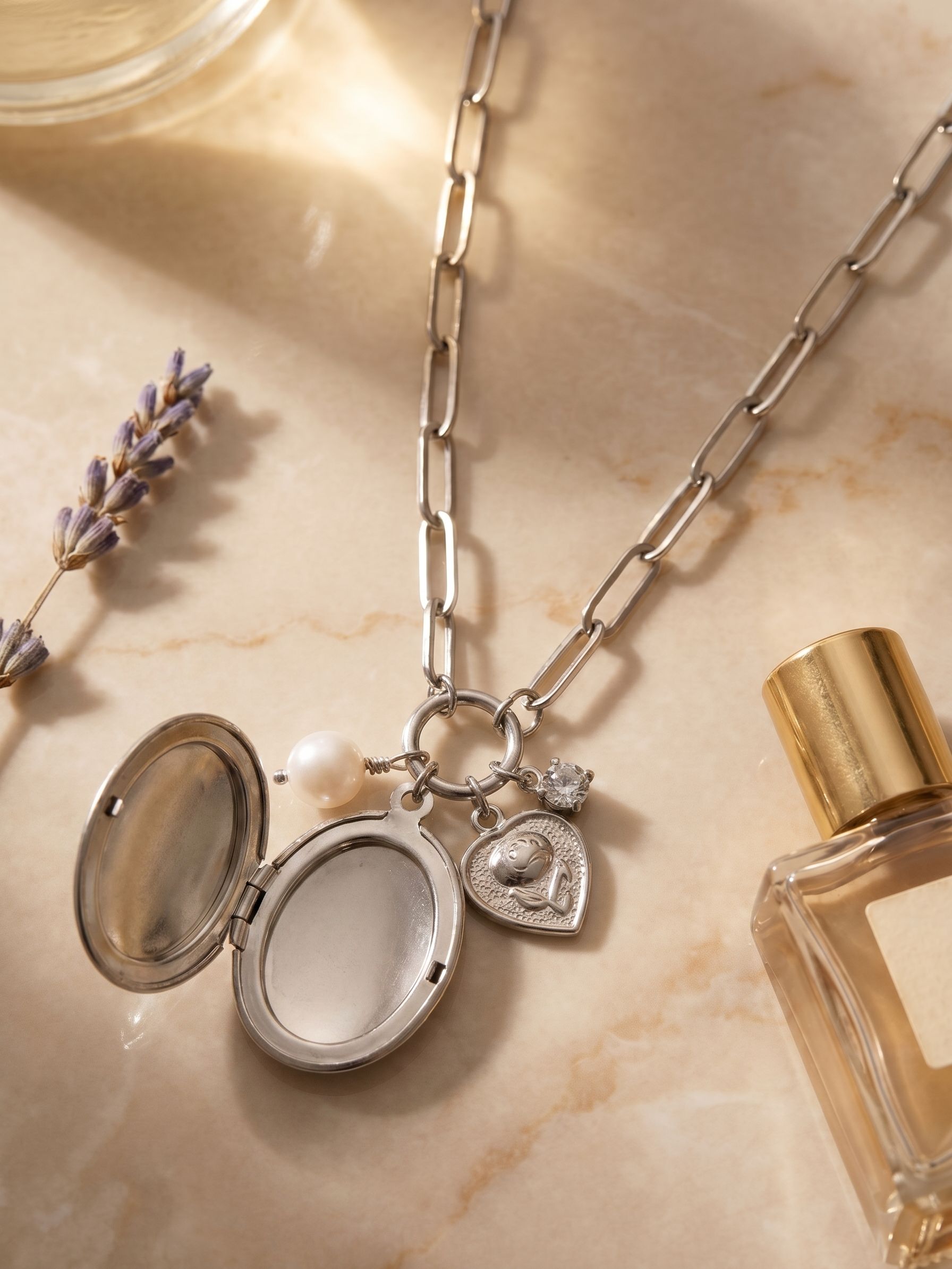Rosie Locket Pendant Necklace - NGK1PDCRY