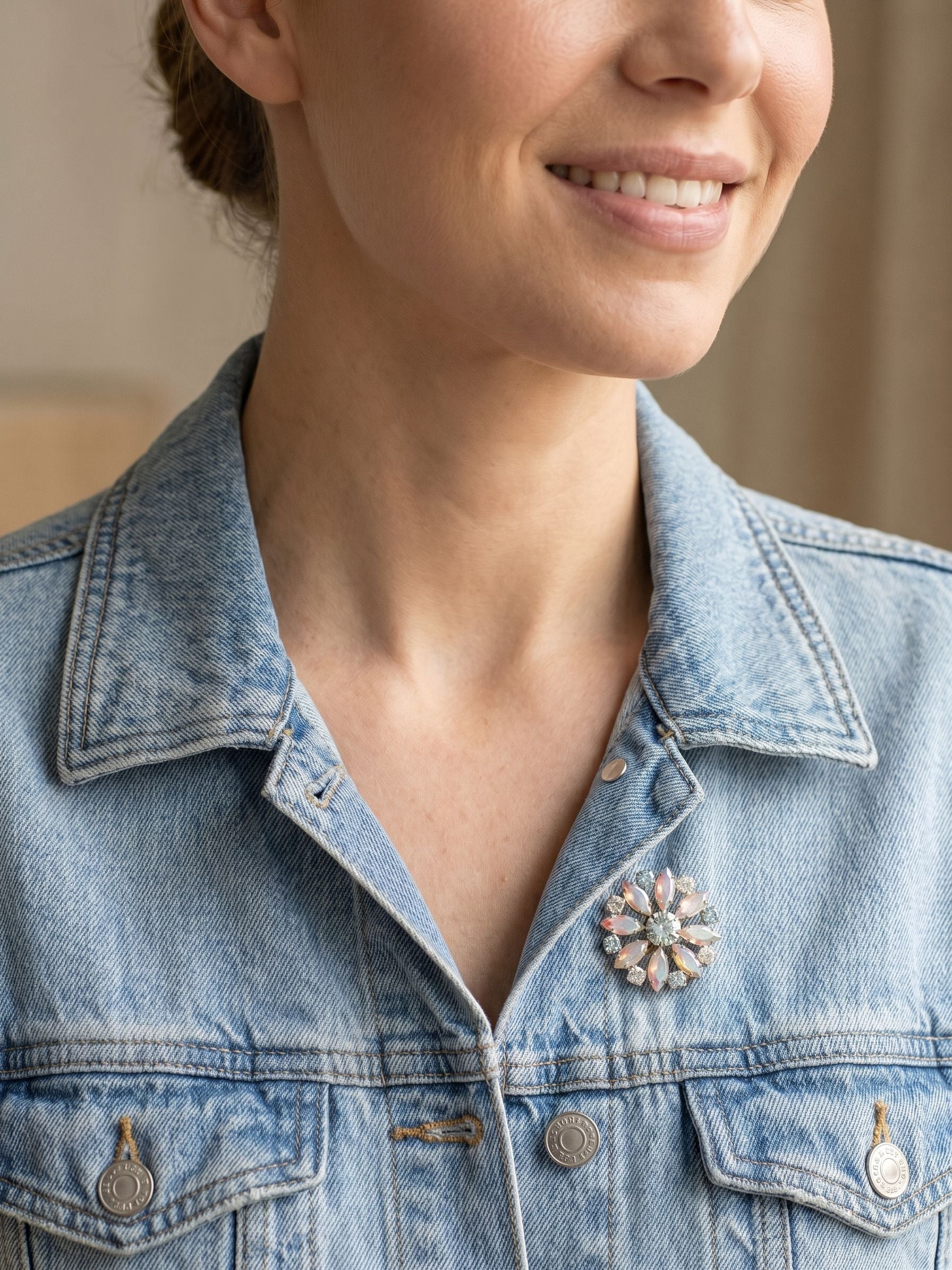 Blooming Brooch Pendant Necklace - NGK3PDRQ
