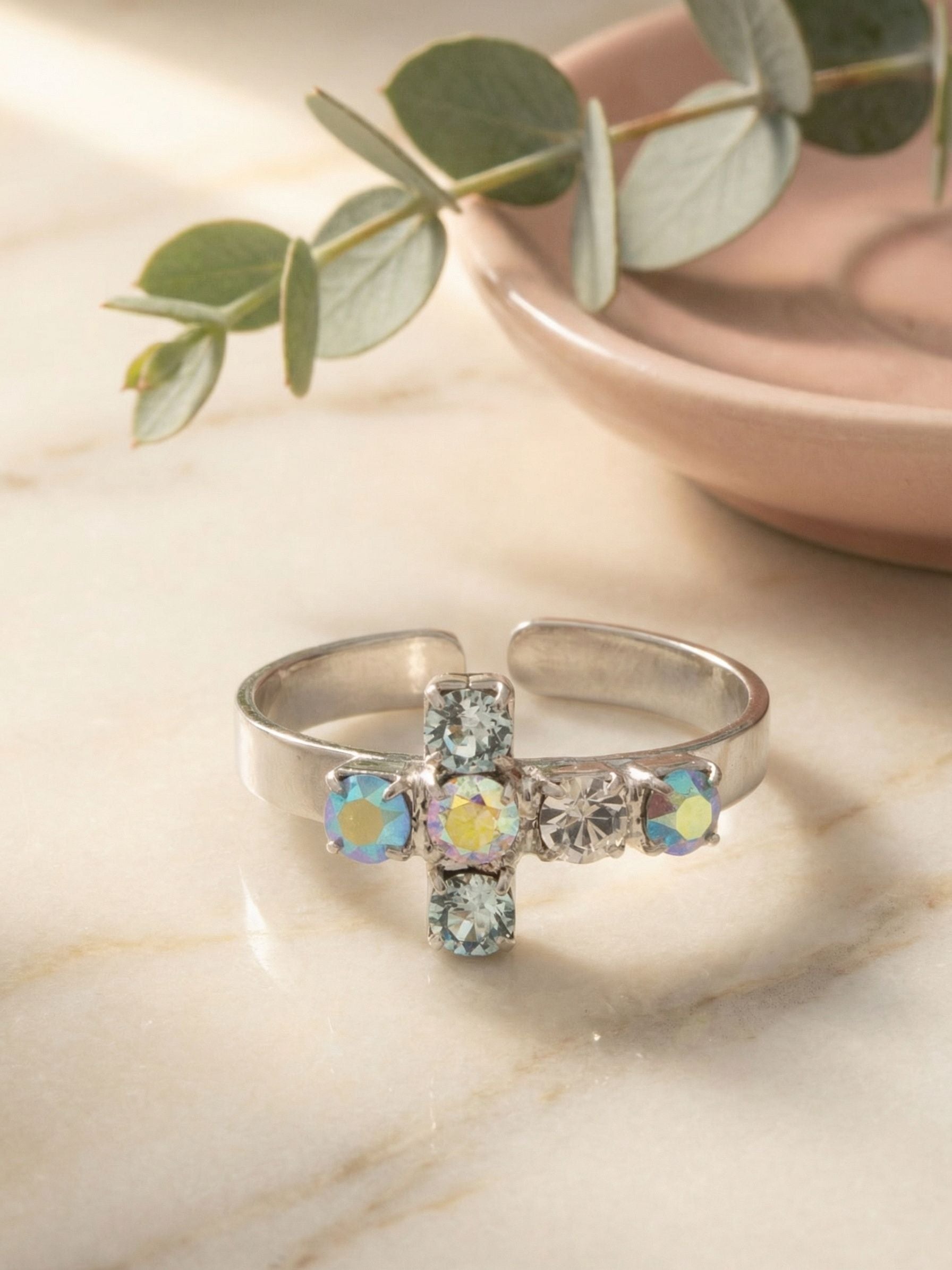 Carly Cross Band Ring - RGE1PDRQ