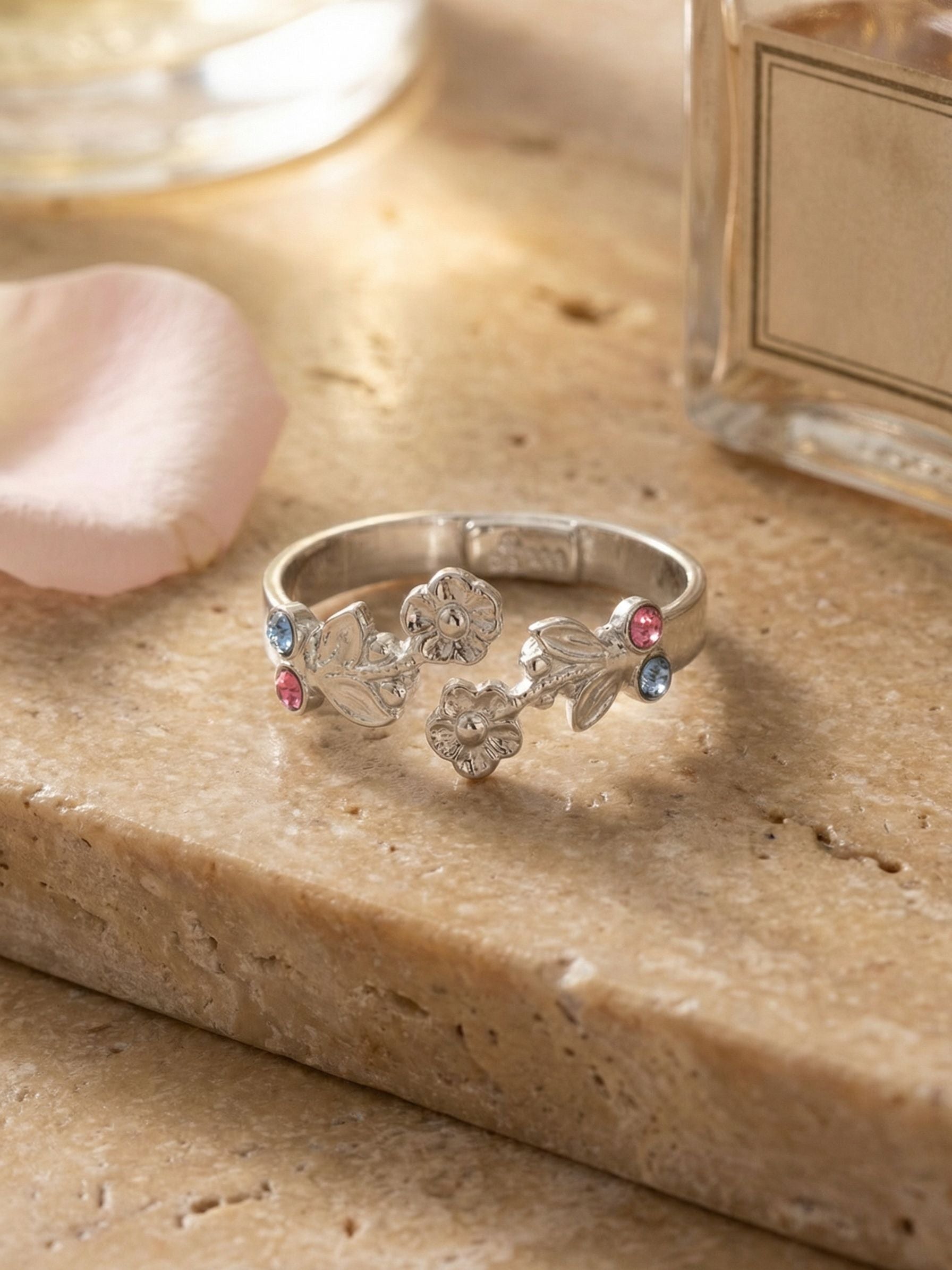 Blossom Adjustable Band Ring - RGI2PDPBZ