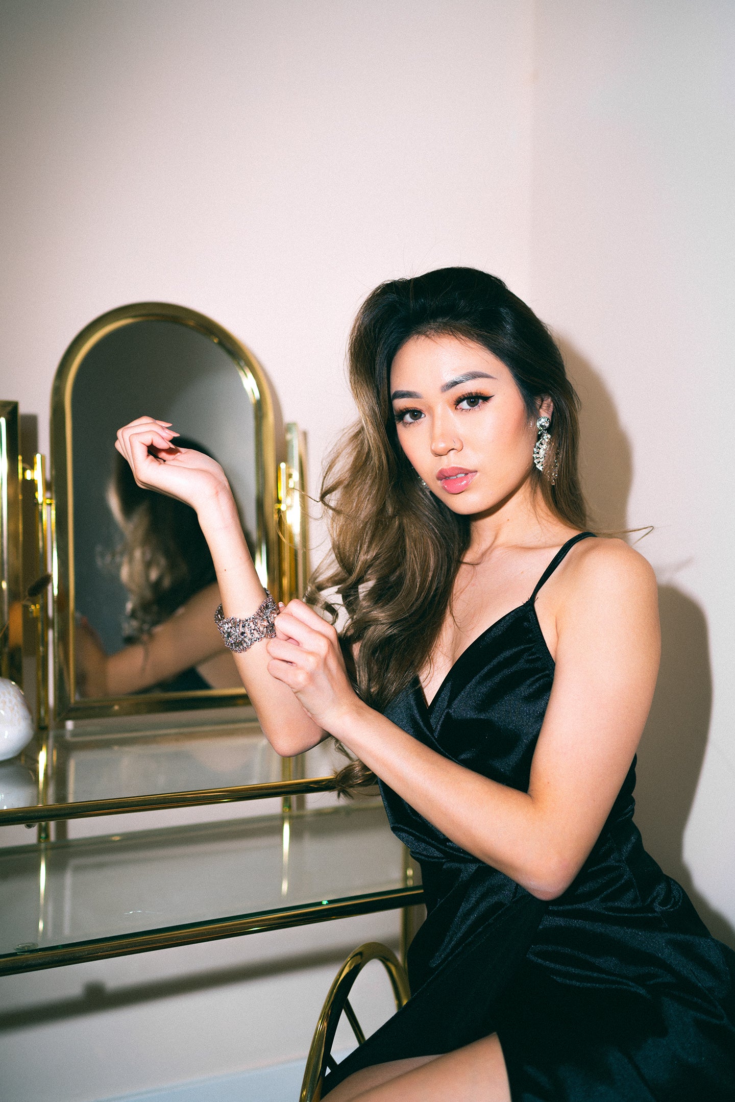 Gleaming Oval Layered Bracelet - BBZ48RHPLS