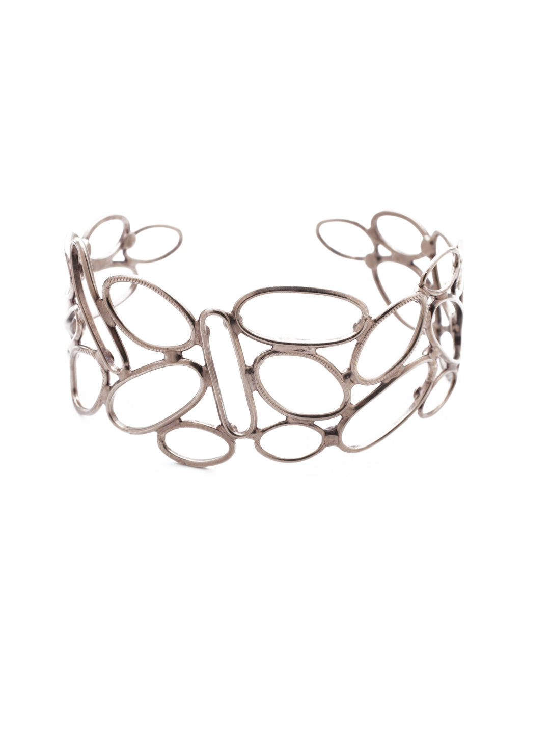 Salem Cuff Bracelet - 4BEU2ASCRY - <p>Show off your love of links with our Salem Cuff Bracelet. Its open, airy feel is fun and fits with any outfit choice. From Sorrelli's Crystal collection in our Antique Silver-tone finish.</p>