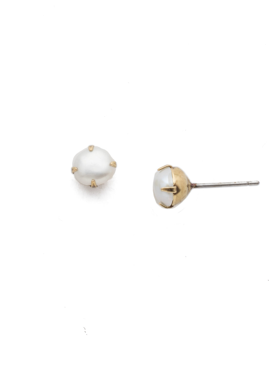 Langley Stud Earring - 4EET7AGMDP - <p>Simple yet stunning. You can't go wrong with pearl posts. Just ask our Langley Stud Earrings. From Sorrelli's Modern Pearl collection in our Antique Gold-tone finish.</p>