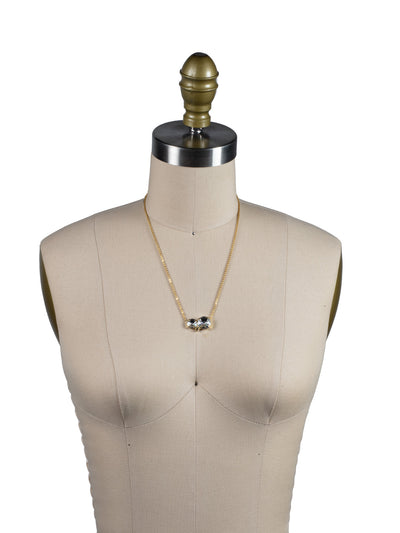 Nadine Trio Pendant Necklace - 4NEZ17BGCRY