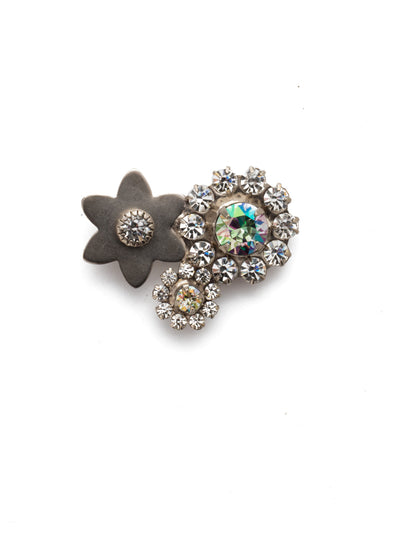 Astra Magnetic Charm - CHM11ASCRE - <p>Designed with gorgeous crystals, the muli-fuctional Magnetic charm will be perfect with any look. Securely fastening with a magnet, leaving no pin holes or damage to fabric. From Sorrelli's Crystal Envy collection in our Antique Silver-tone finish.</p>