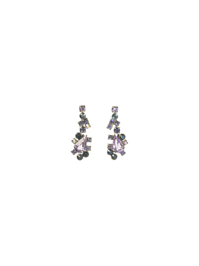 Classically Clustered Earring - ECP7ASHY - Sparkling gems surround a teardrop crystal on an antique setting to create a fresh, blossoming look. These posts will have you looking perfectly presentable all day long. From Sorrelli's Hydrangea collection in our Antique Silver-tone finish.
