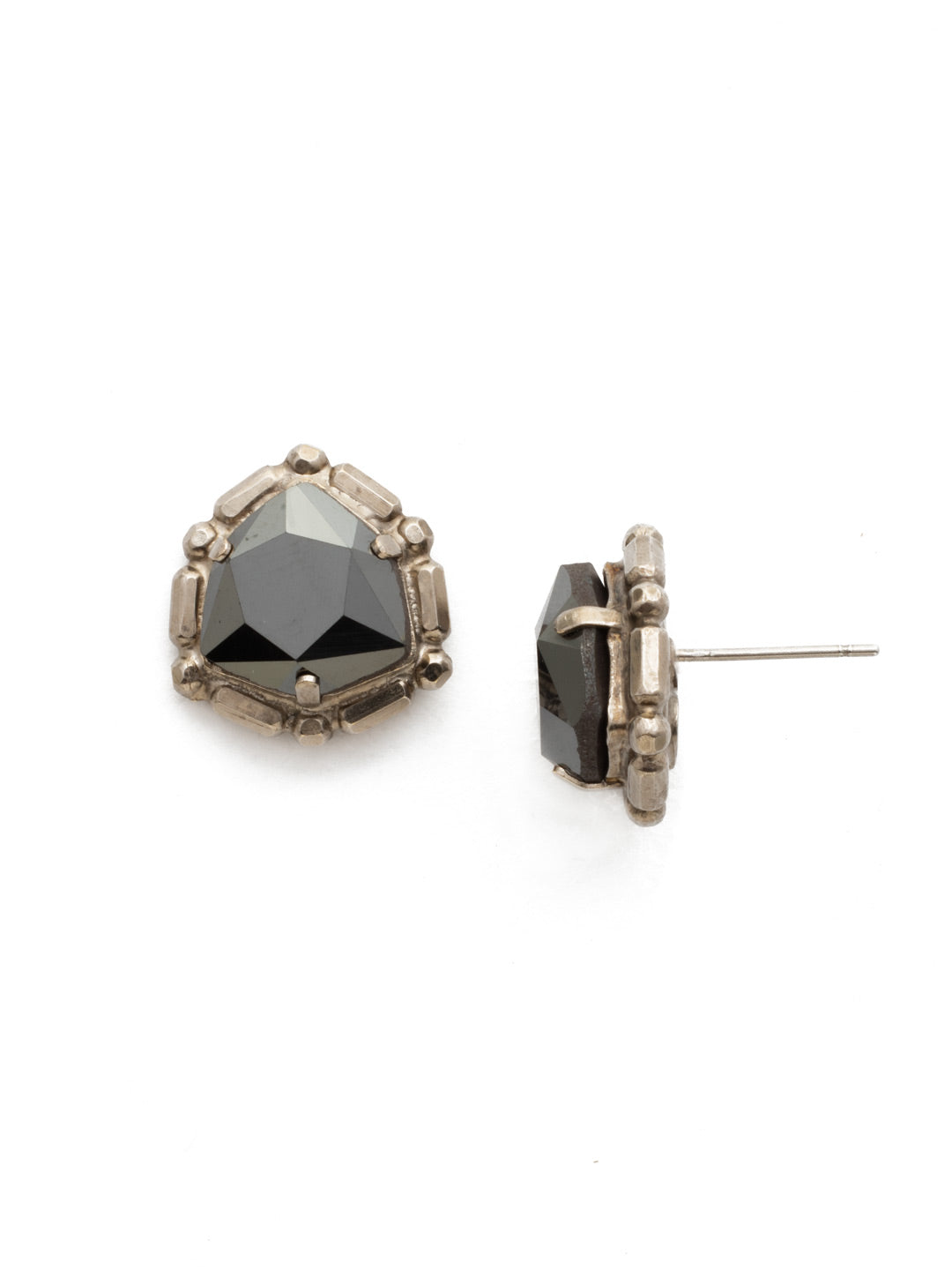 Primula Earring - EDX8ASBLT - A shield shaped crystal in a detailed metal setting. Perfect if you want to add just a bit of sparkle to any outfit! From Sorrelli's Black Tie collection in our Antique Silver-tone finish.