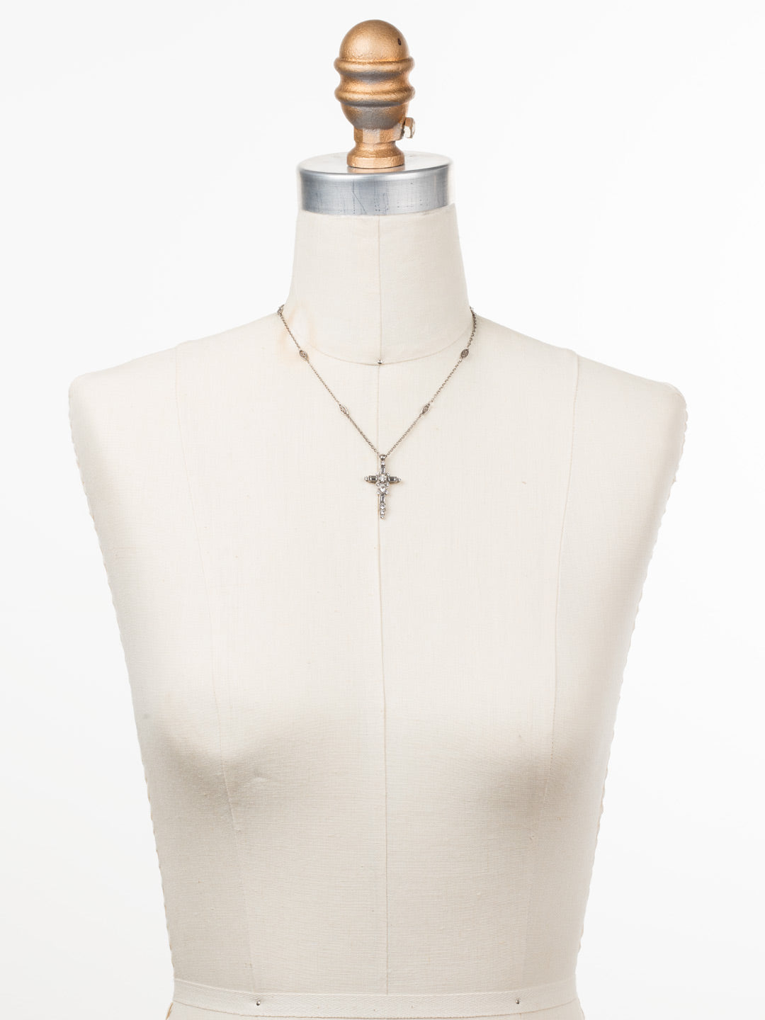 Dierdre Cross Pendant Necklace - NDQ54ASCRY