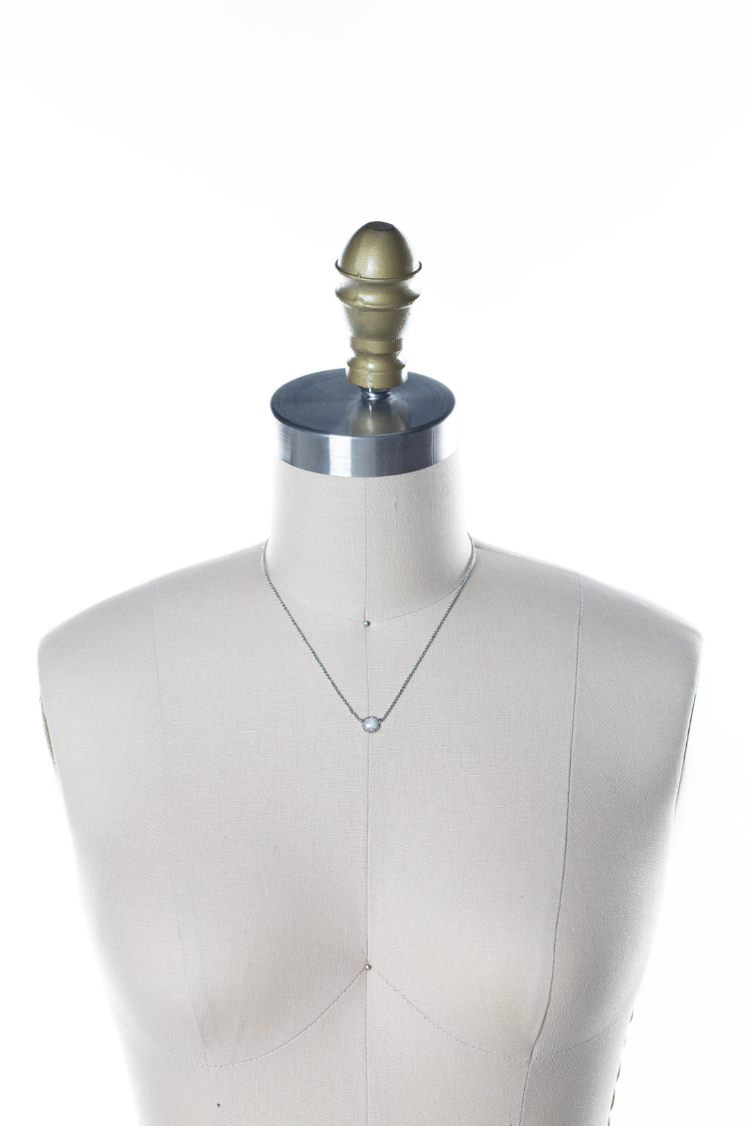 Aida Pendant Necklace - NEV118PDCRY