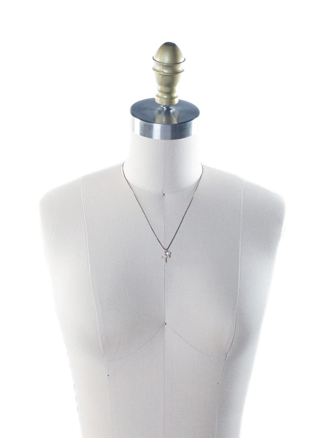 Joelle Cross Pendant Necklace - NEX8AGMIR