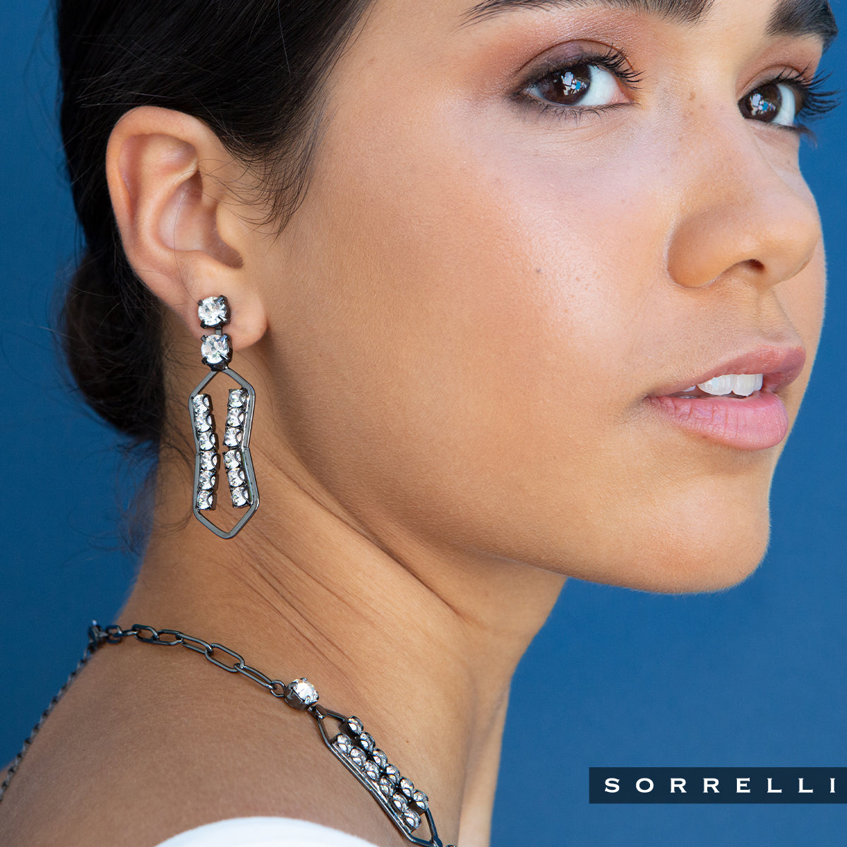 Roslyn Embellished Dangle Earring - 4EEZ62GMCRY